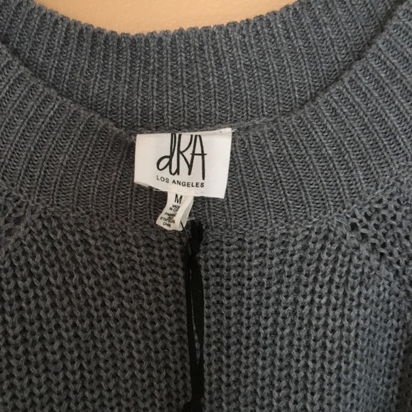 dRA Los Angeles Cold Shoulder Knit Sweater - Picture 3 of 4